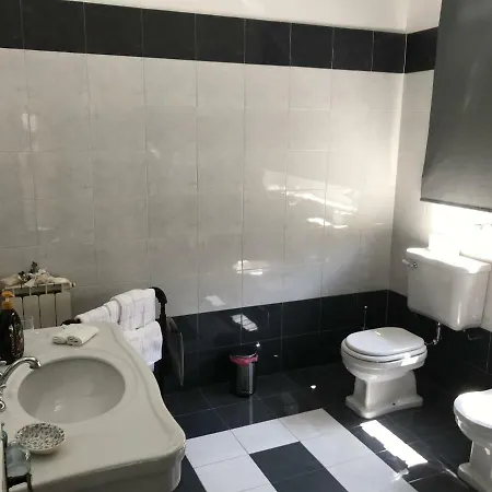 La Casa Rossa Guest house