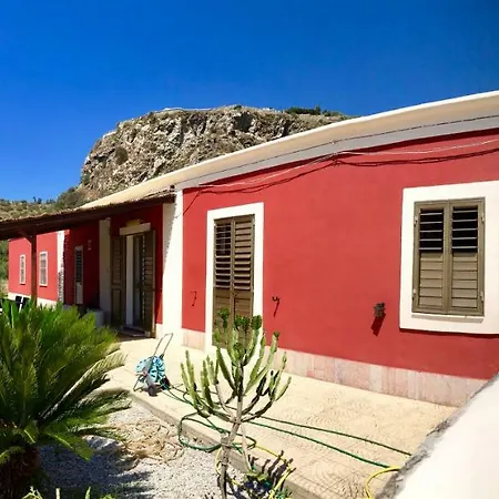 La Casa Rossa *