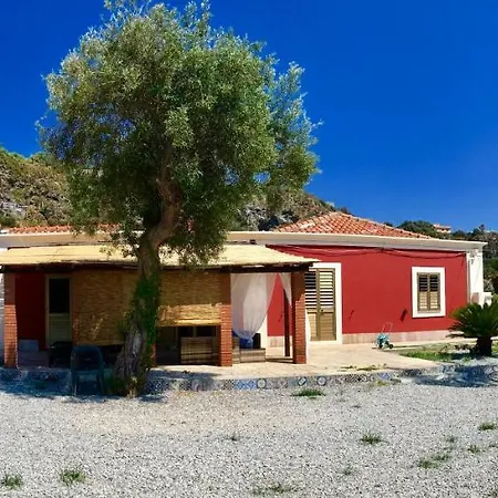 La Casa Rossa Penzion Milazzo